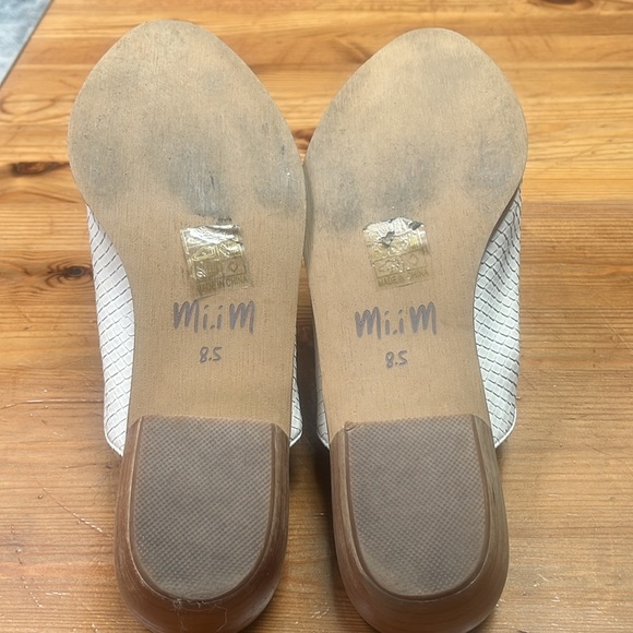 MI.IM Size 8.5 Luxe Snake Womens Mules cream Off White - Picture 8 of 11
